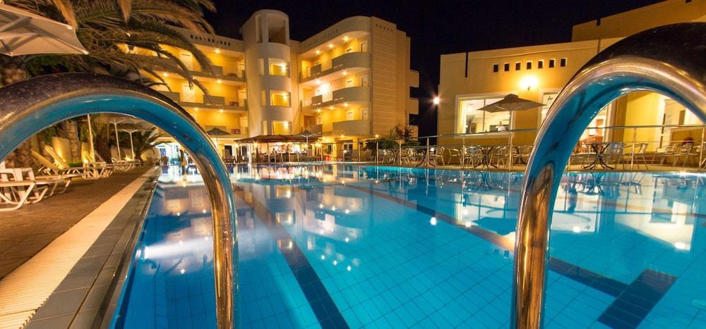 Sunny Bay Hotel Kissamos Exterior photo